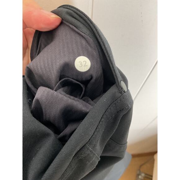 Lululemon ABC Relaxed Fit Black Pants Size 32 - Picture 6 of 6